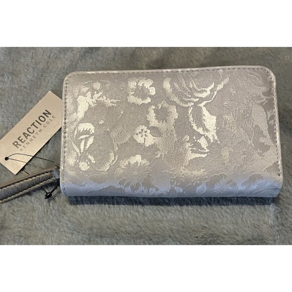 Kenneth Cole Reaction Silver Floral Design Zip /Snap Wallet NWT - Picture 1 of 6